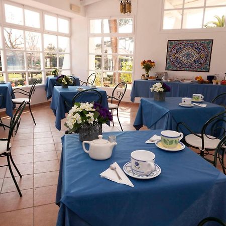 Il Miraggio Hotel Fregenae Bagian luar foto